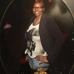 Meet your Posher, Nikki